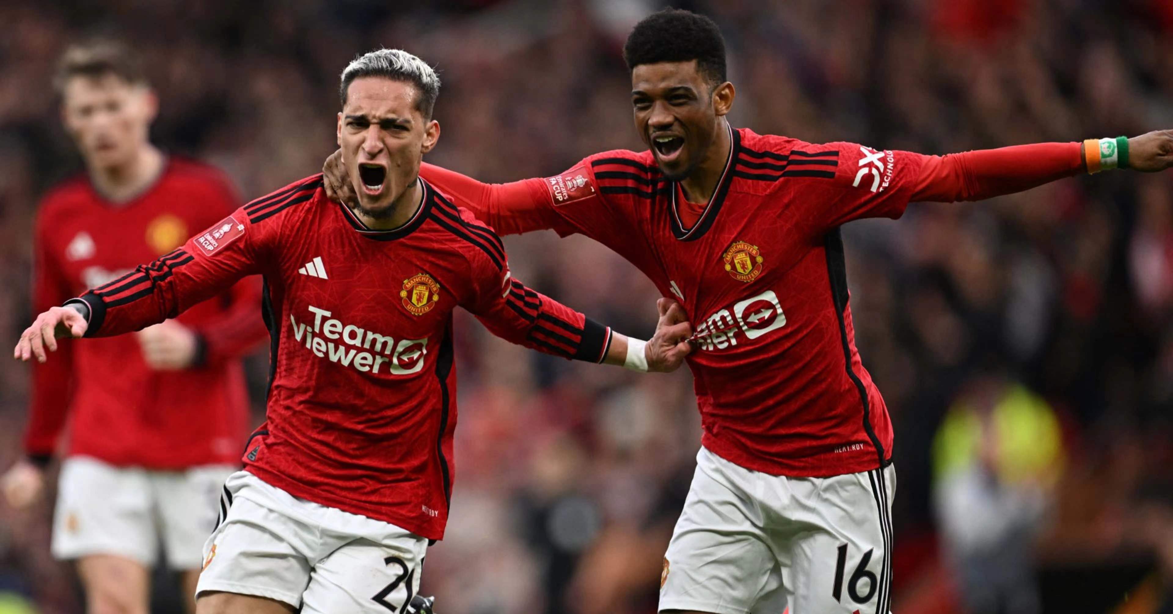 九游游戏下载入口包含曼联不断突破！，莎拉波娃连续二十场比赛得分超过反败为胜赢得满堂喝彩的词条