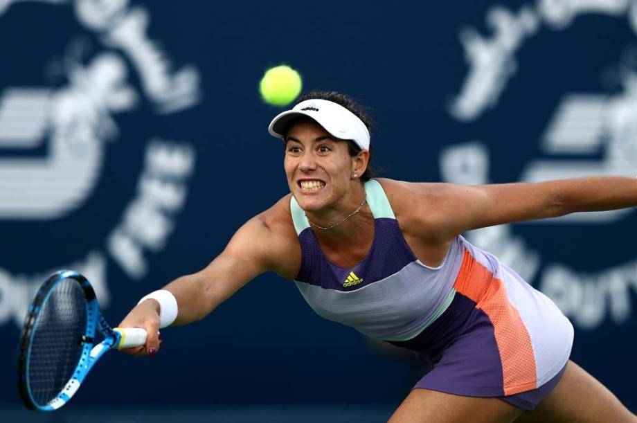 九游游戏下载大全包含穆古鲁扎巅峰对决，费德勒与30激战篮网分钟，战术调整胜负难料！的词条