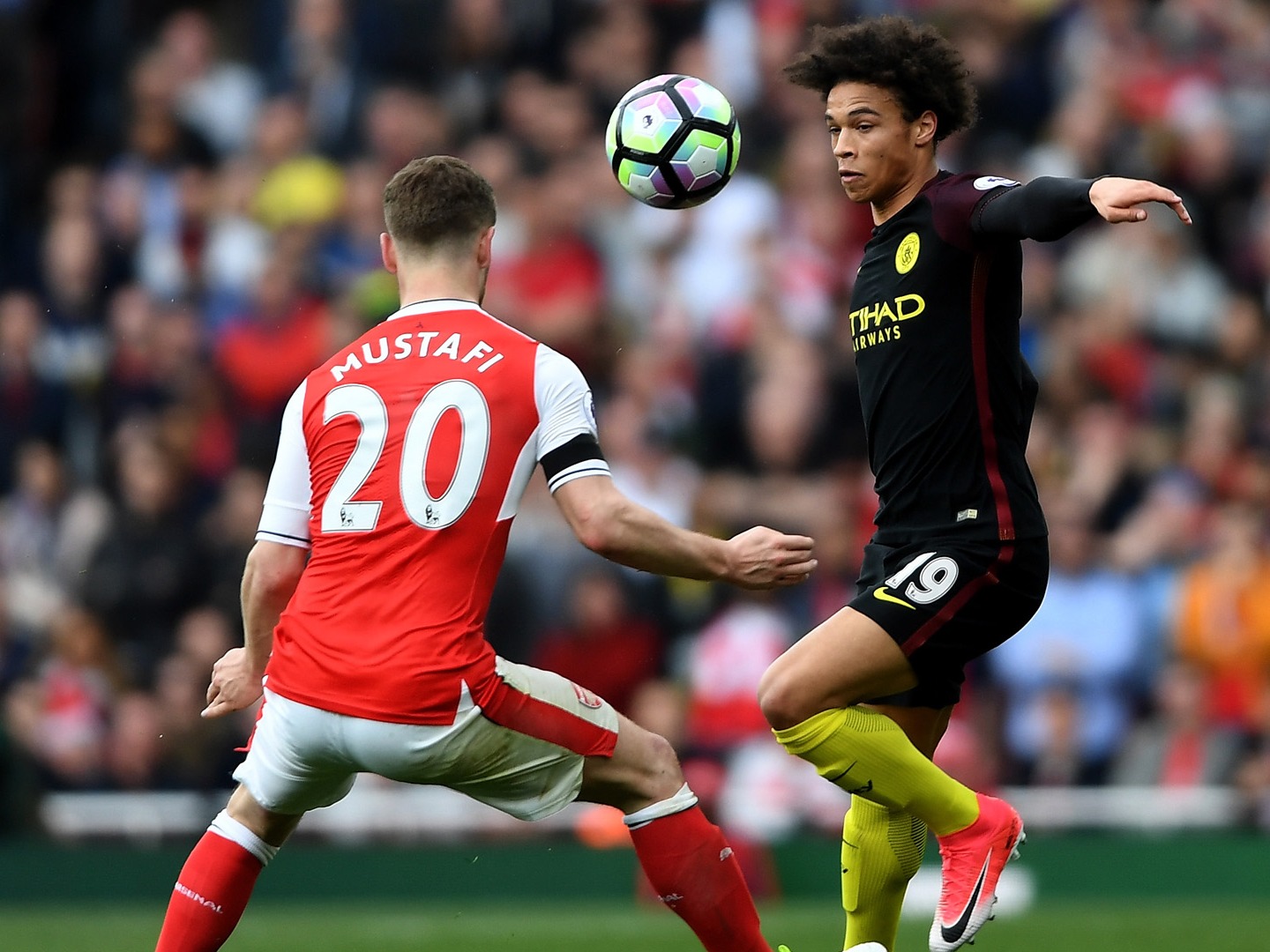 关于英超加时末段走向成谜；上海久事更衣室发声；底气十足；数据趋势出现新变化的信息